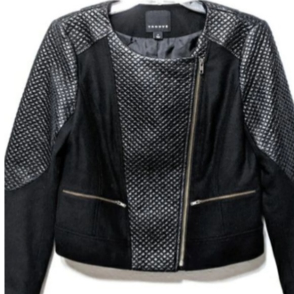 TROUVE Black Asymmetric Jacket - Picture 3 of 6
